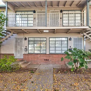 Pet Friendly Midtown/downtown Entire -free Parking Apartment Sacramento